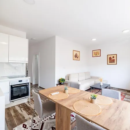 Old Town Bardakcije Skyline Design