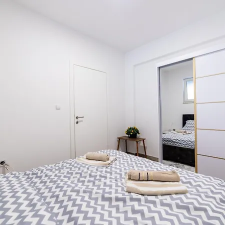 Old Town Bardakcije Skyline Design Apartment
