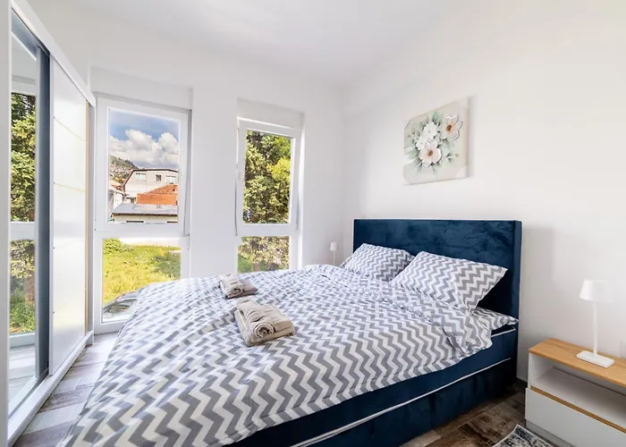 Apartamento Old Town Bardakcije Skyline Design *